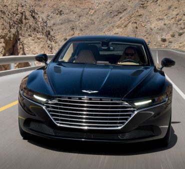 ASTON MARTIN �����