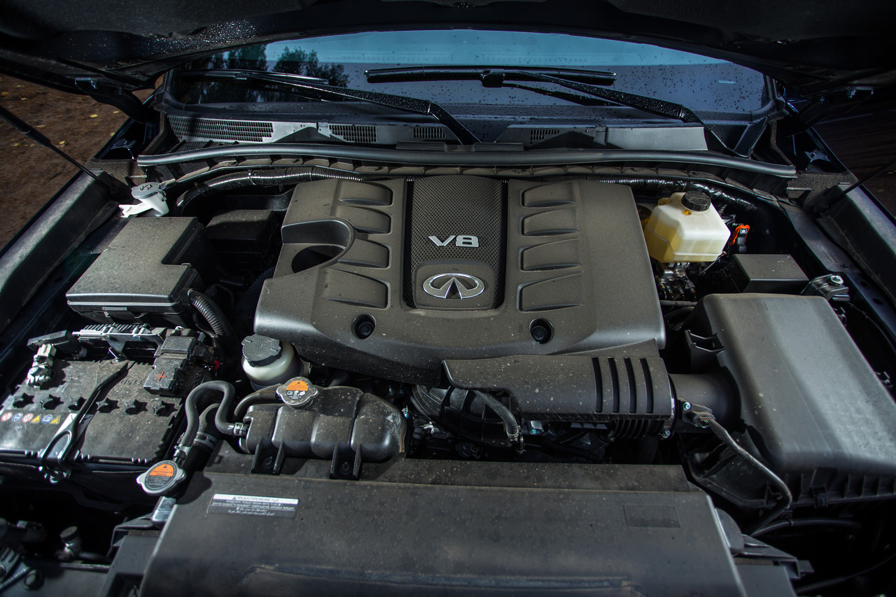 Infiniti qx80 под капотом. Инфинити qx60 под капотом. Infiniti qx56 двигатель. Infiniti qx80 двигатель. Infiniti qx80 двигатель.